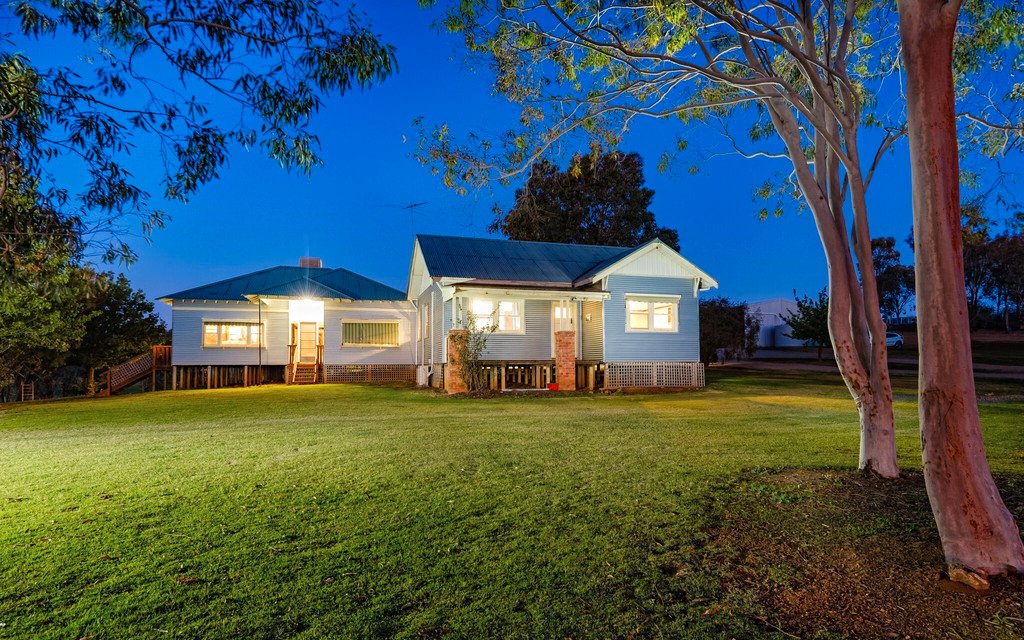 163 Plunkett Road BOWNA 2