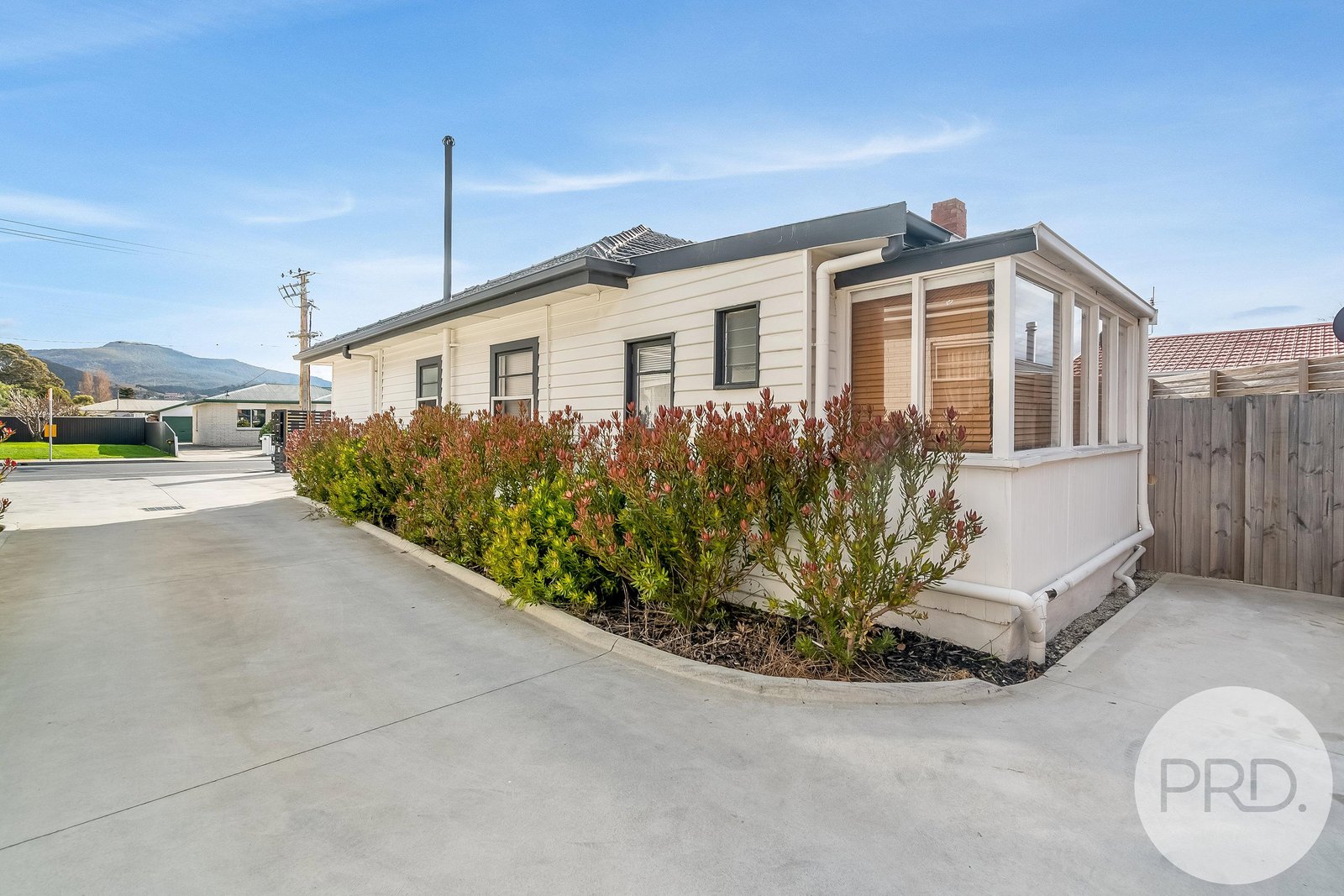 1/63 Tolosa Street GLENORCHY 10