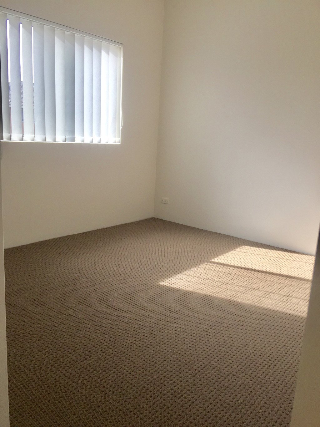 16/30 President Ave  KOGARAH 5