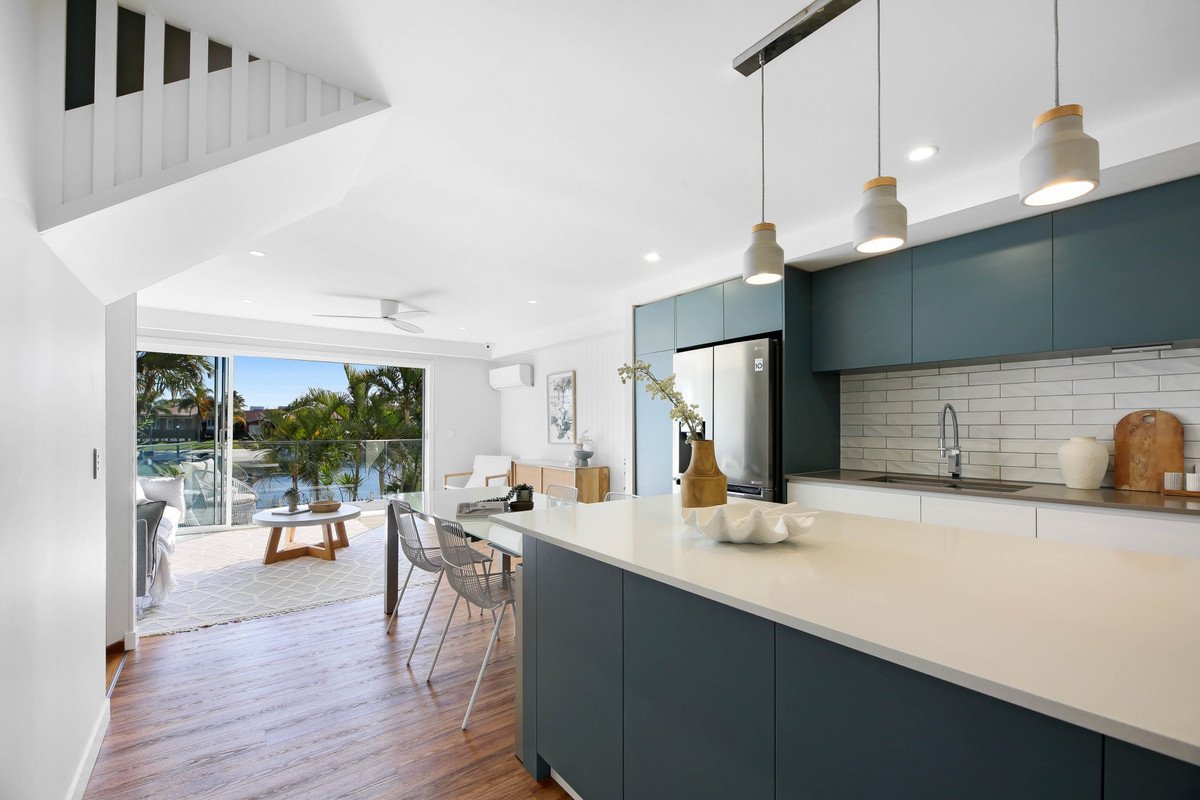 16/300 Cottesloe Drive Mermaid Waters 11