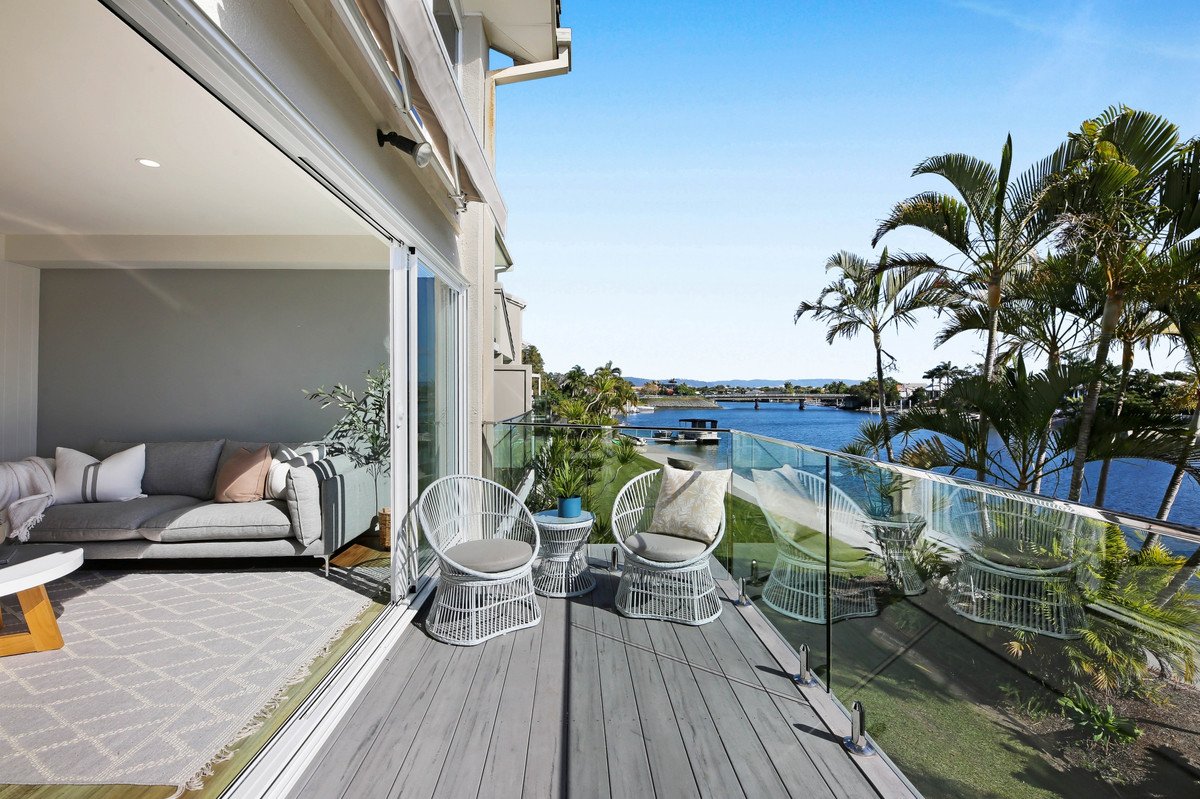 16/300 Cottesloe Drive Mermaid Waters 15