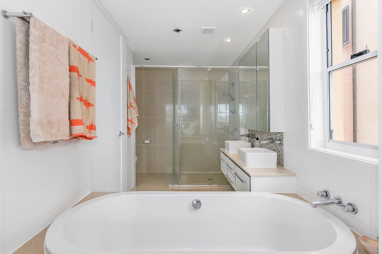 16/3030 The Boulevard CARRARA 10