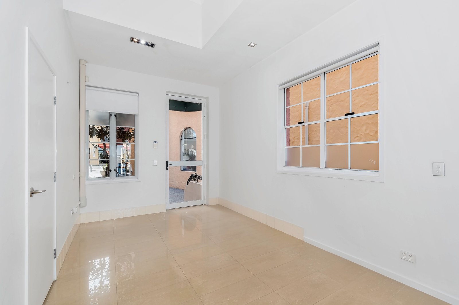 16/3030 The Boulevard CARRARA 15