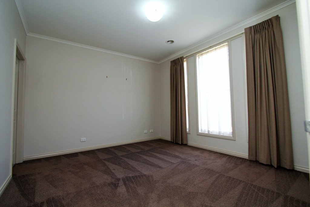 1/632 Doveton Street North SOLDIERS HILL 9