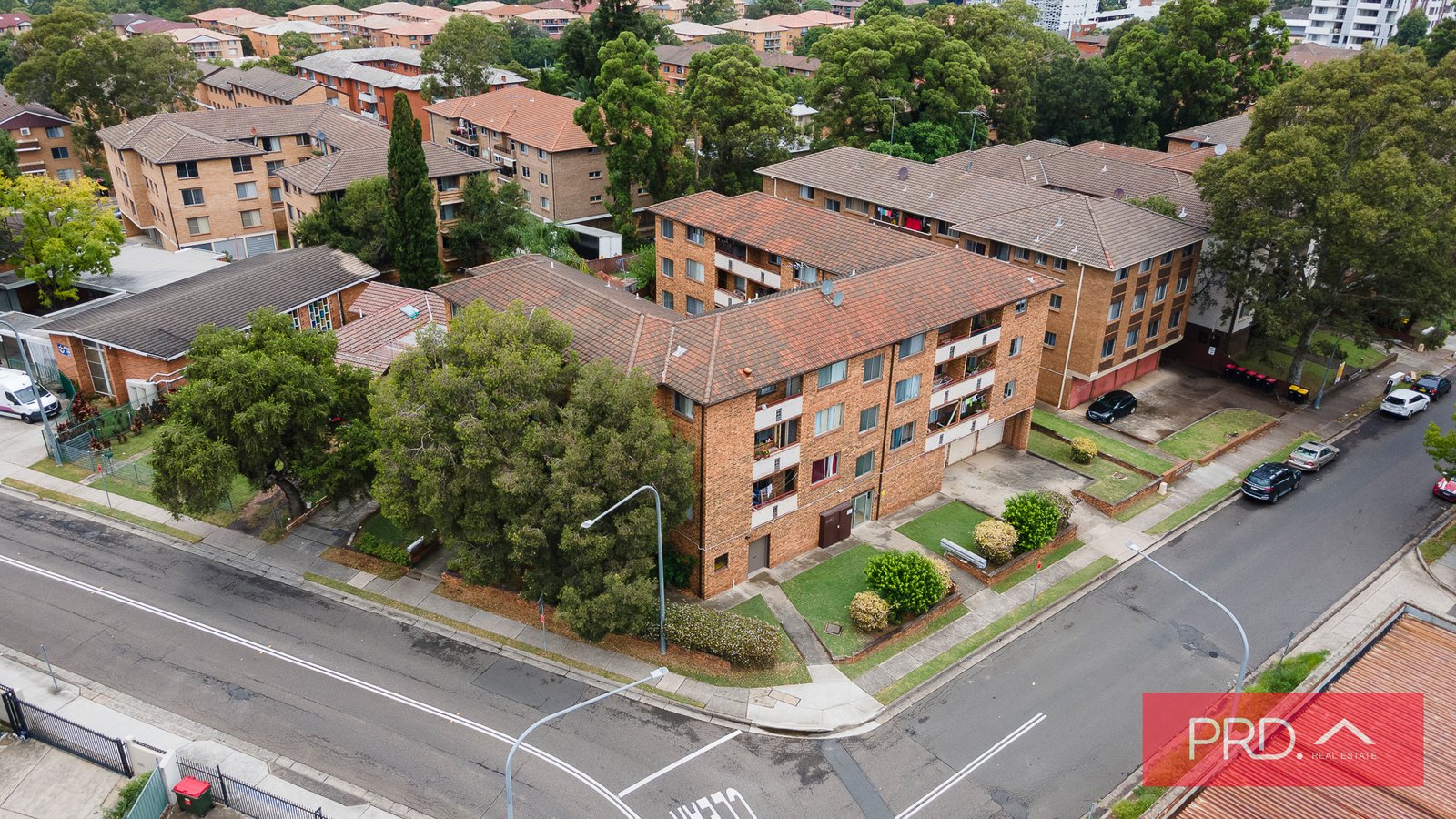 16/32 Pirie Street LIVERPOOL 6