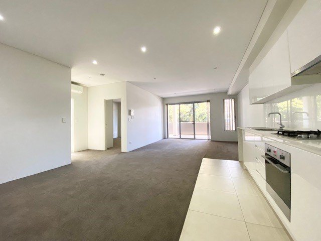 16/33-37 Gray Street KOGARAH 2