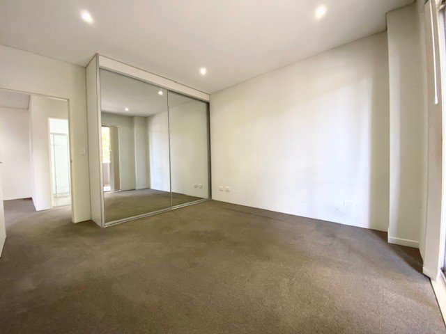 16/33-37 Gray Street KOGARAH 6