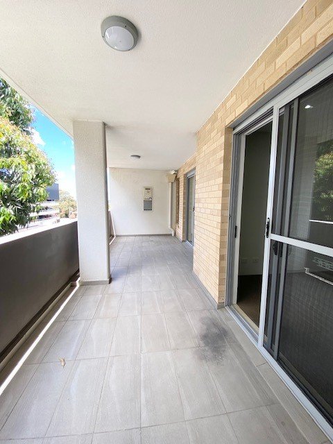 16/33-37 Gray Street KOGARAH 7