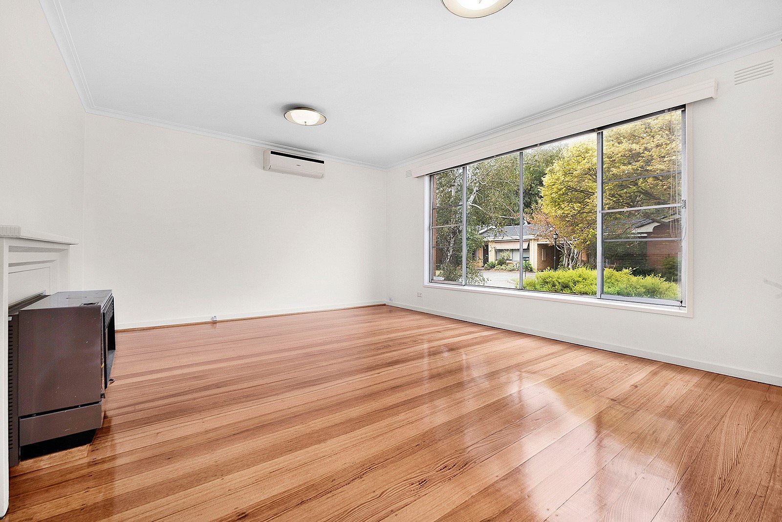 Gallery: 16/350 New Street