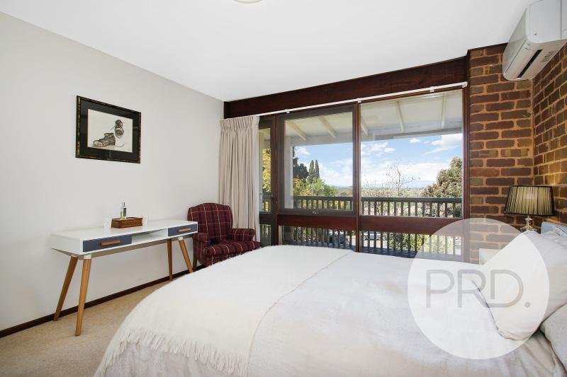 1/637 Loma Place ALBURY 8