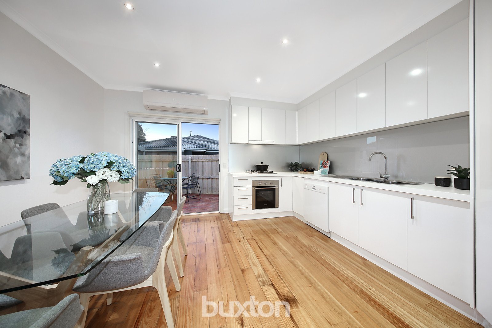 Gallery: 1/64 Brooks Street