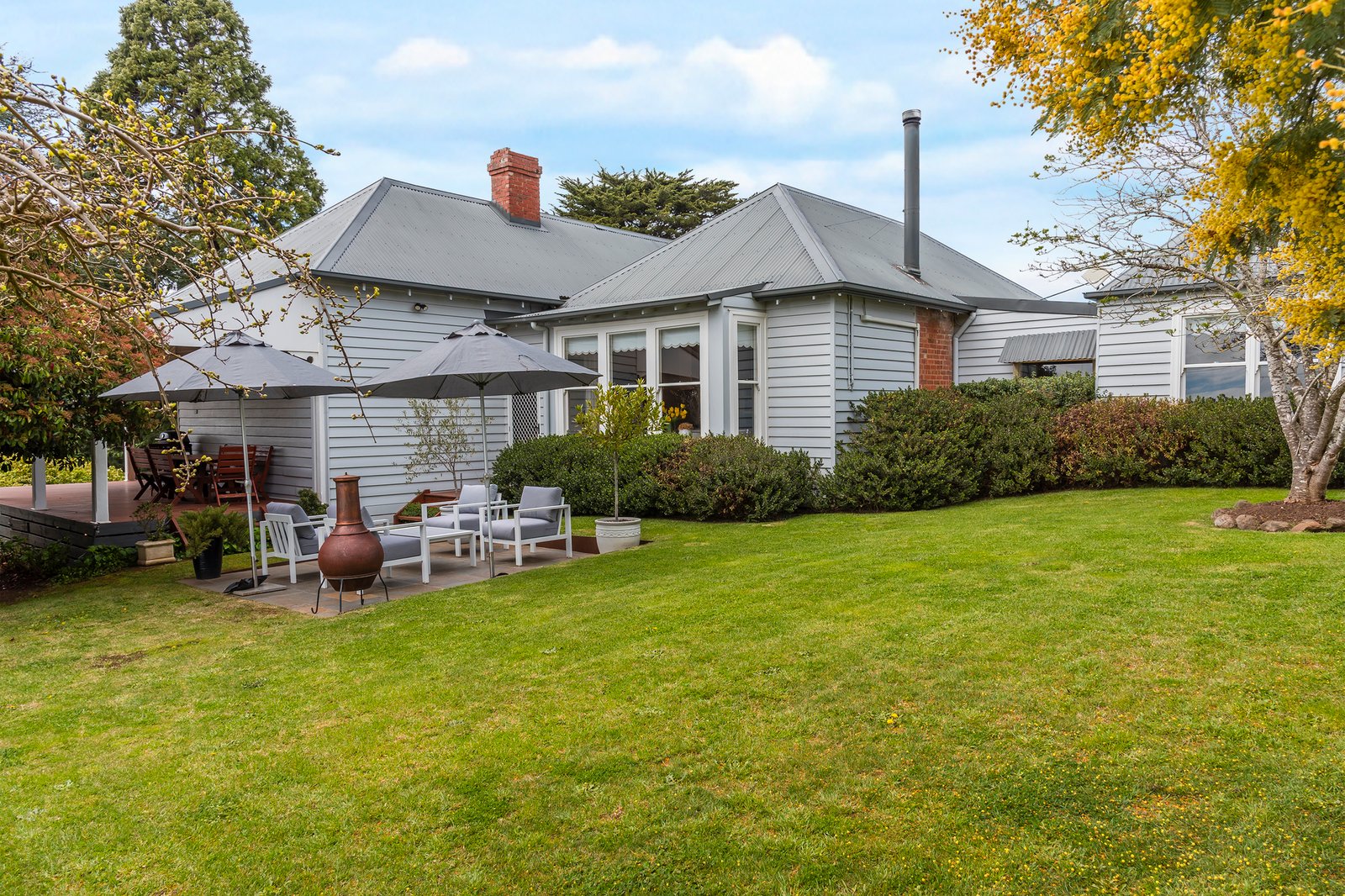 Real Estate and Property in 164 Carlsruhe Central Road, Woodend, VIC