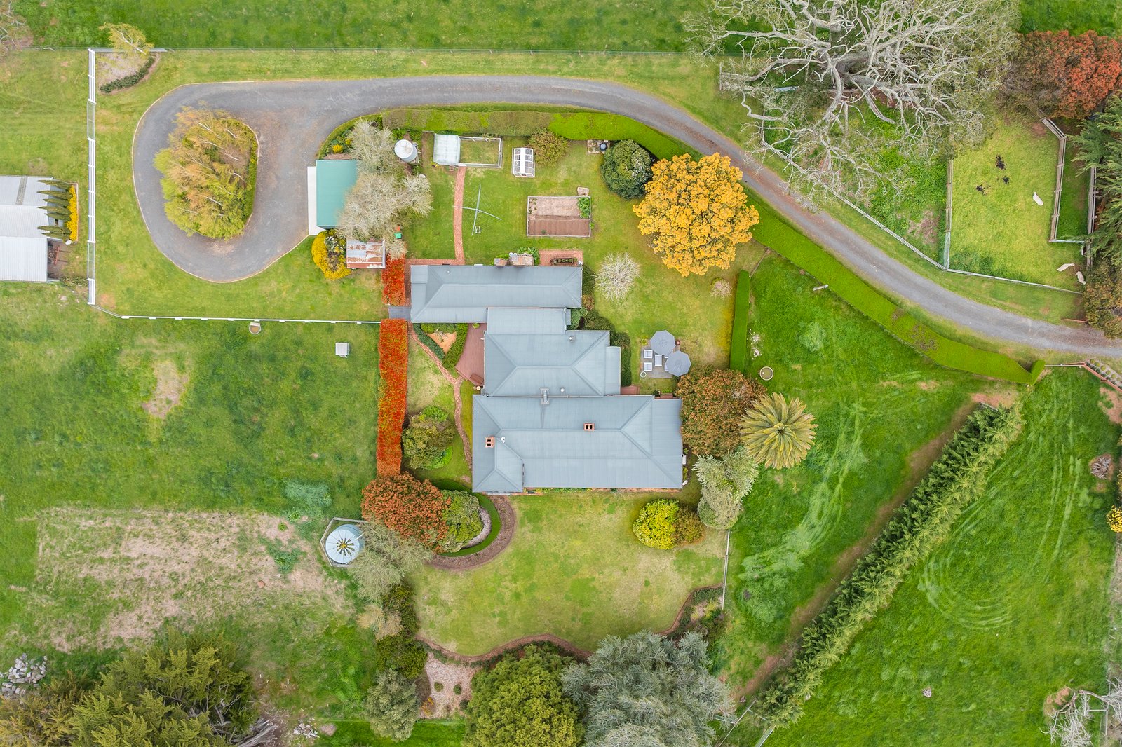 Real Estate and Property in 164 Carlsruhe Central Road, Woodend, VIC