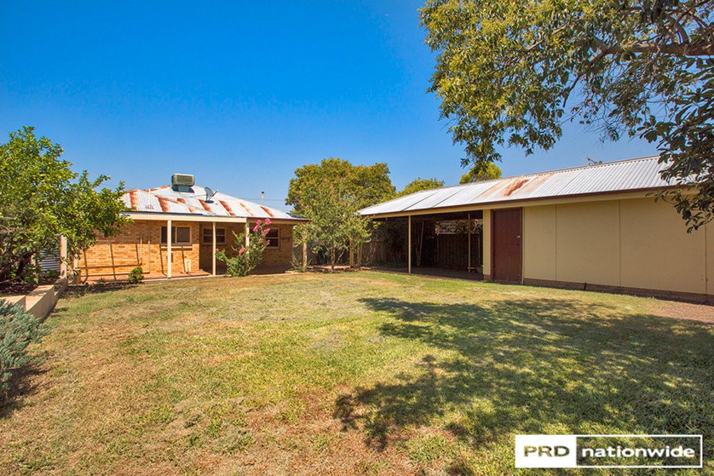 164 Carthage Street TAMWORTH 9