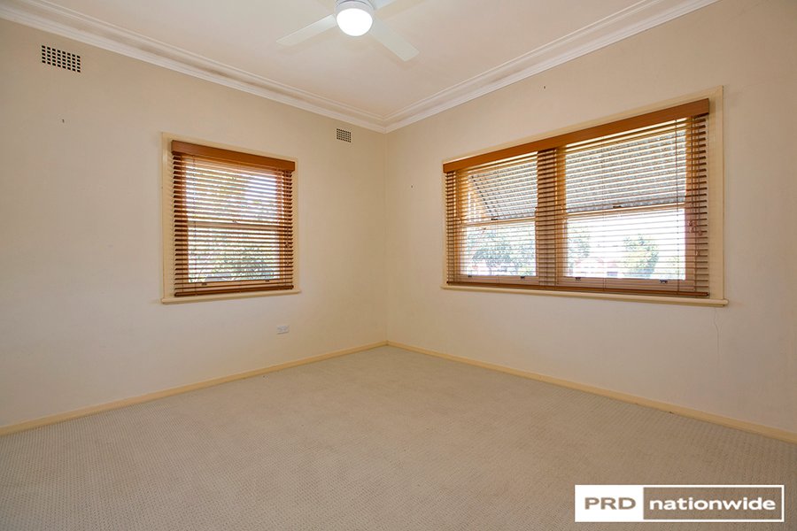 164 Carthage Street TAMWORTH 16