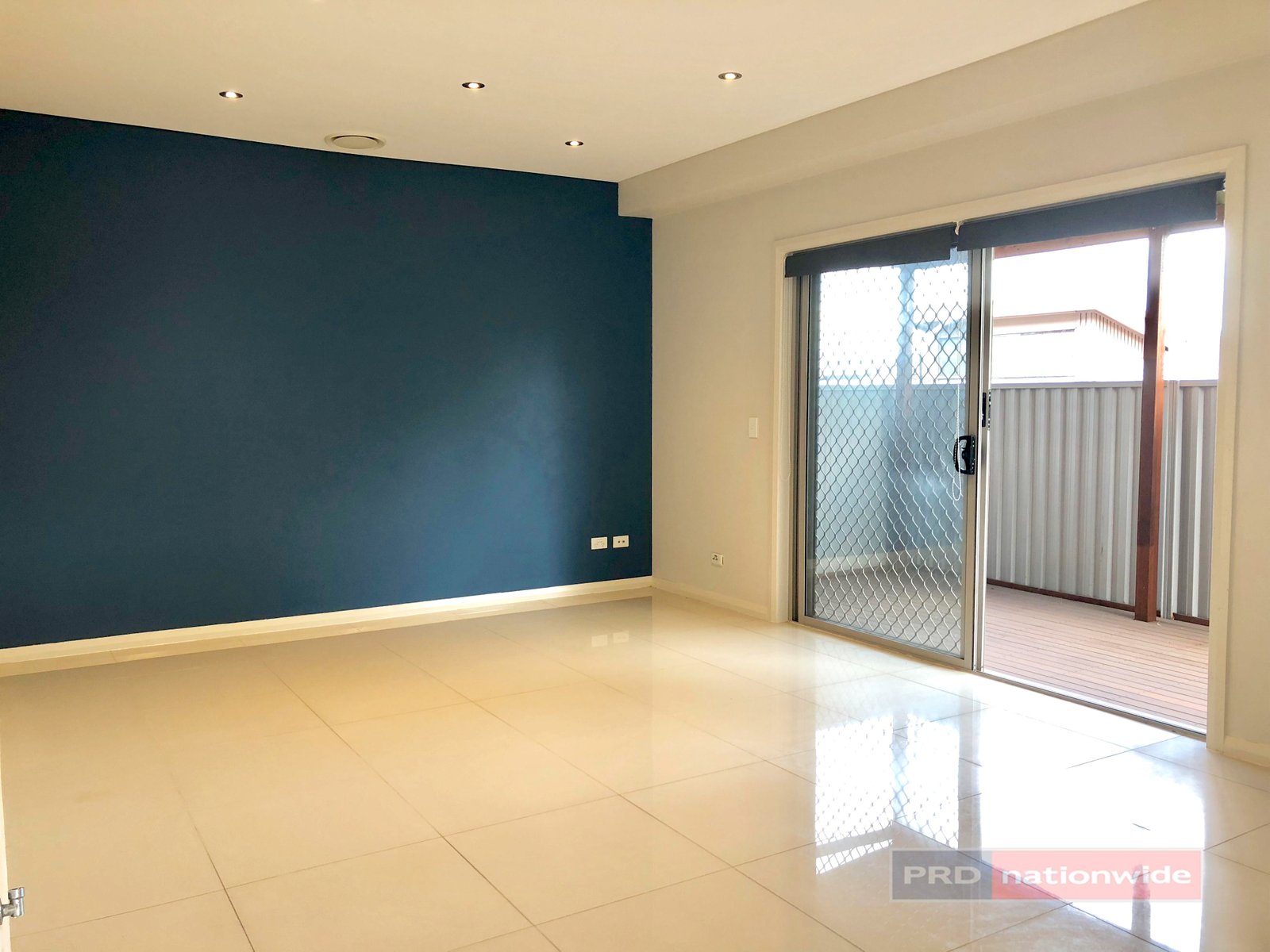 1/64 Junction Road MOOREBANK 2