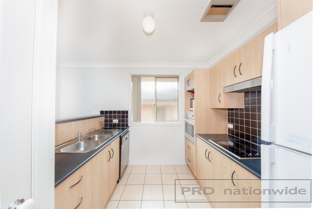 1/64 Lawson Avenue BERESFIELD 2