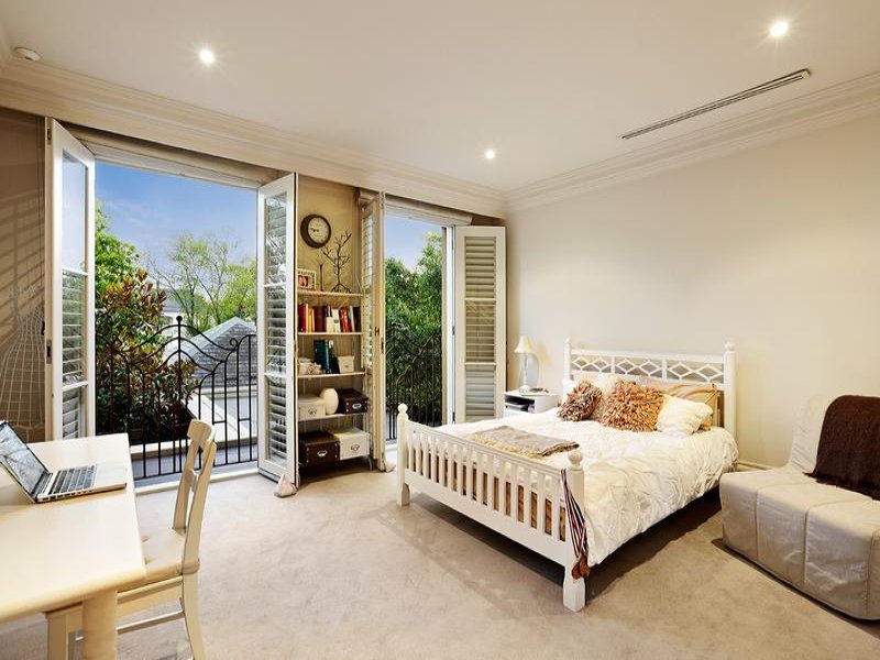 Real Estate and Property in 164 Mont Albert Road, Canterbury, VIC