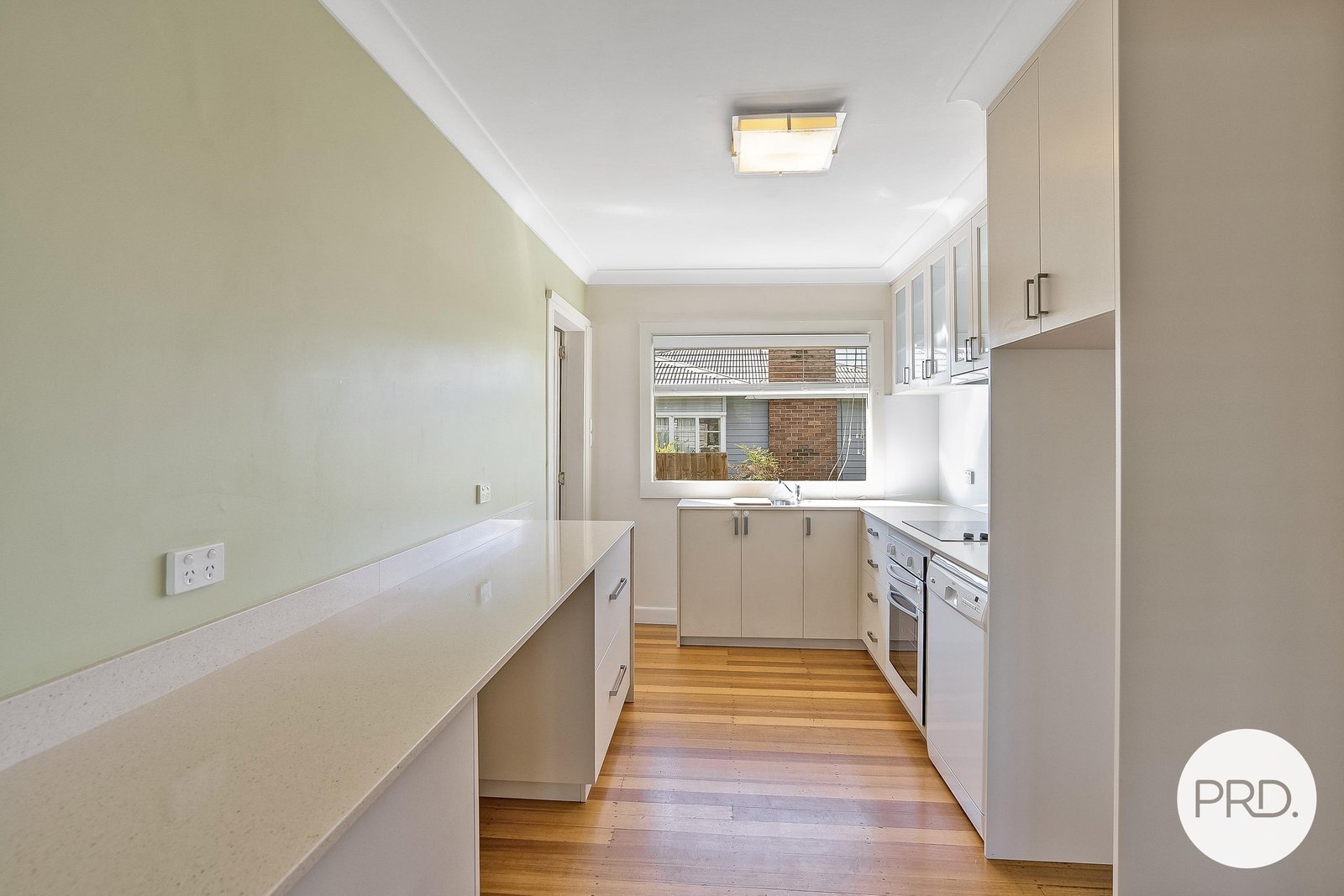 1/64 South Street BELLERIVE 3