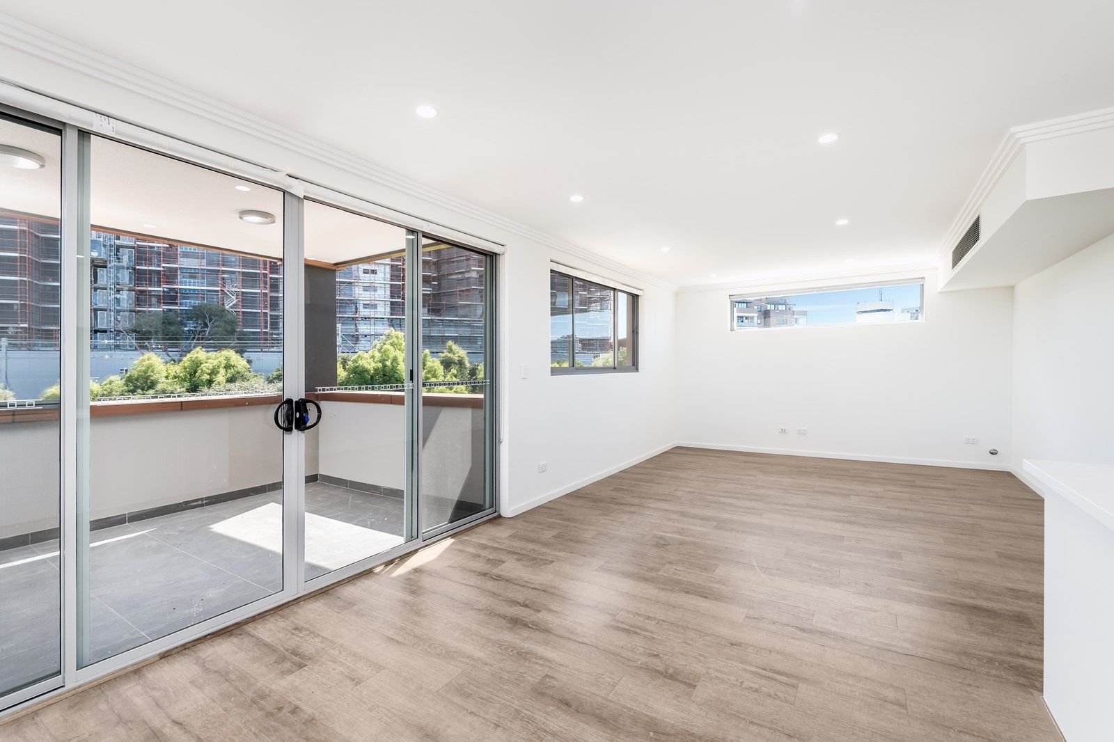 16/4 St Georges Parade HURSTVILLE 2