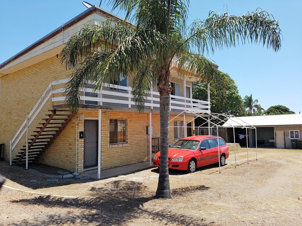 164 Torquay Road SCARNESS 1