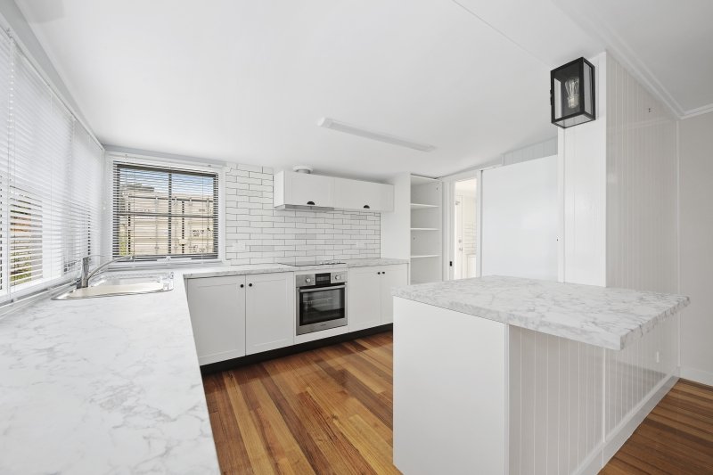 Gallery: 164 Walker Street