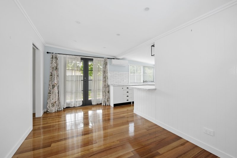 Gallery: 164 Walker Street