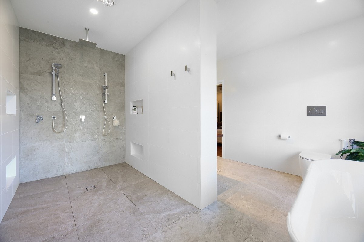 16/463 Trees Road Tallebudgera 12