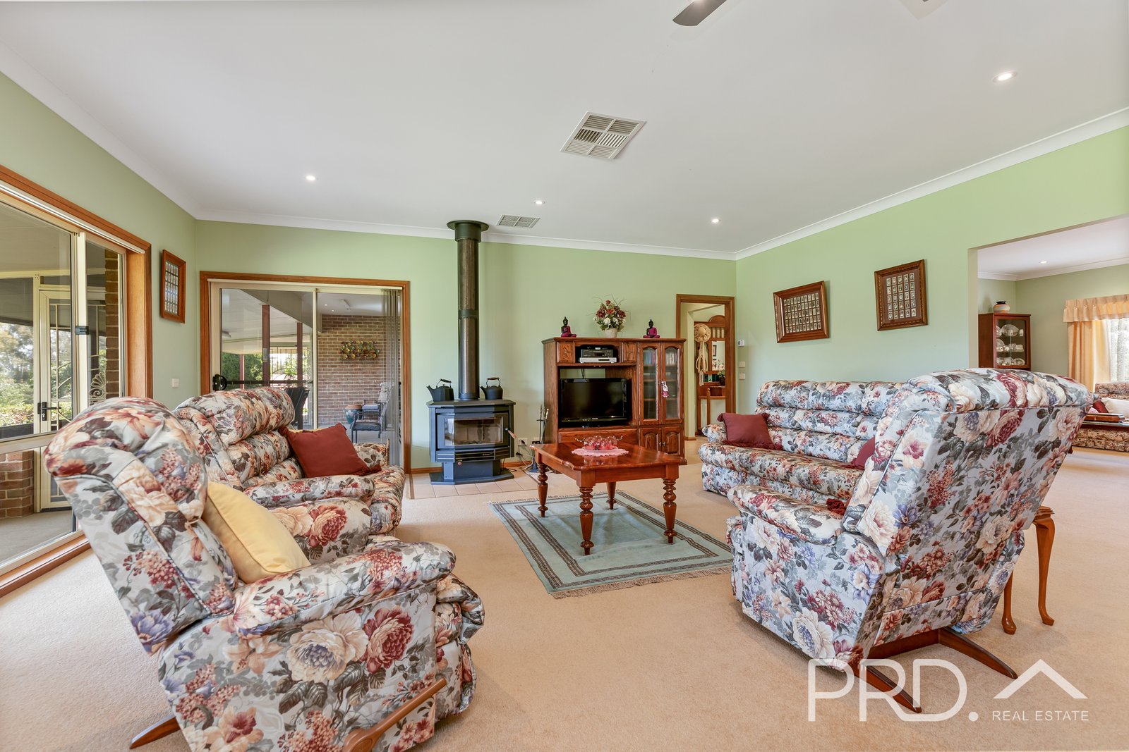 16/477 Wee Jasper Road TUMUT 10