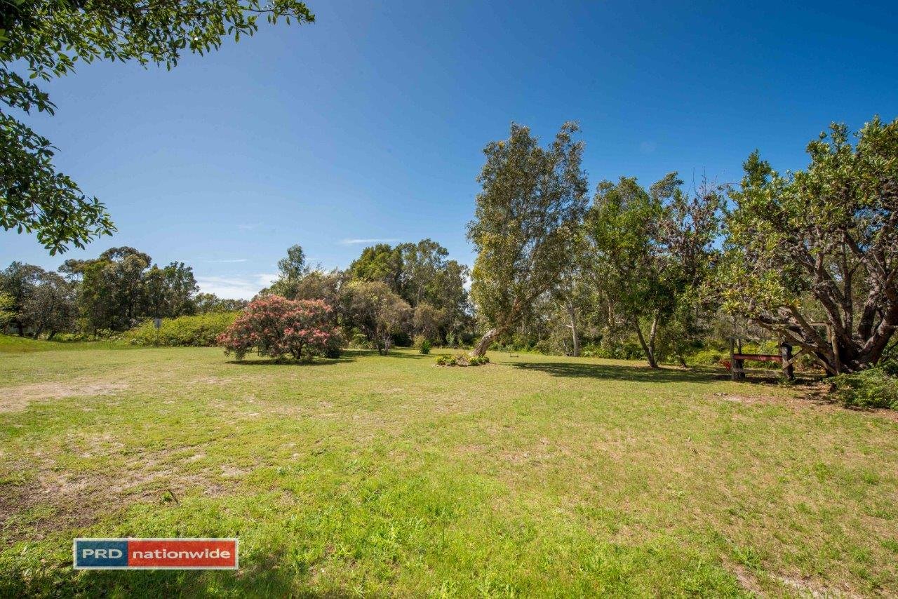 164a Salamander Way SALAMANDER BAY 26