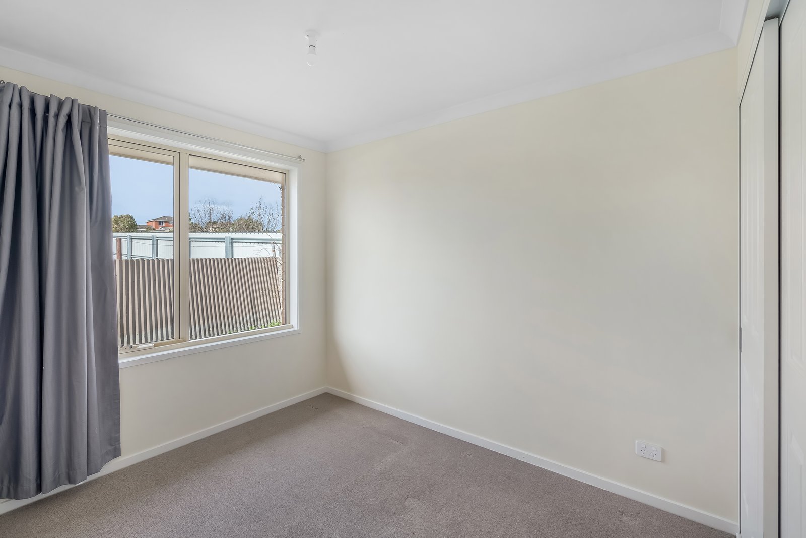 1/64a William Street BRIGHTON 6