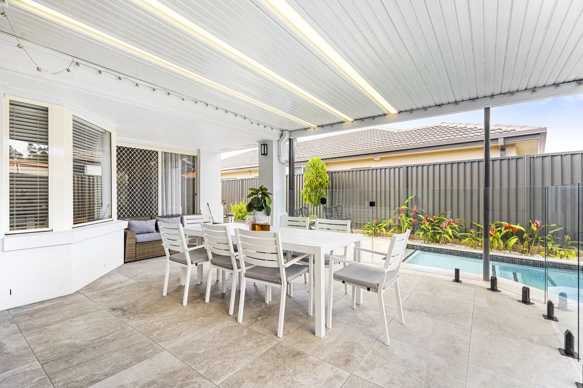 165 Dunlin Drive Burleigh Waters 6
