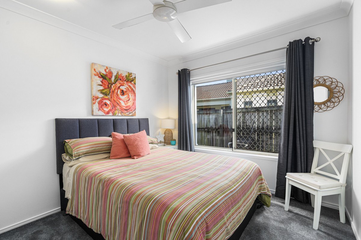 165 Dunlin Drive Burleigh Waters 11