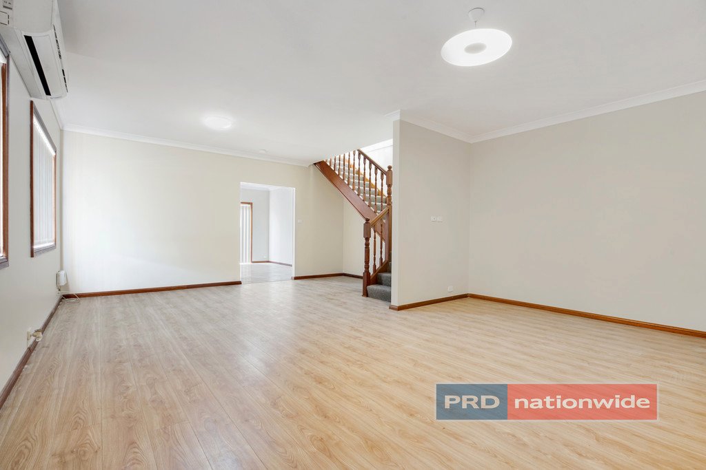 1/65 Newham Drive CAMBRIDGE GARDENS 3