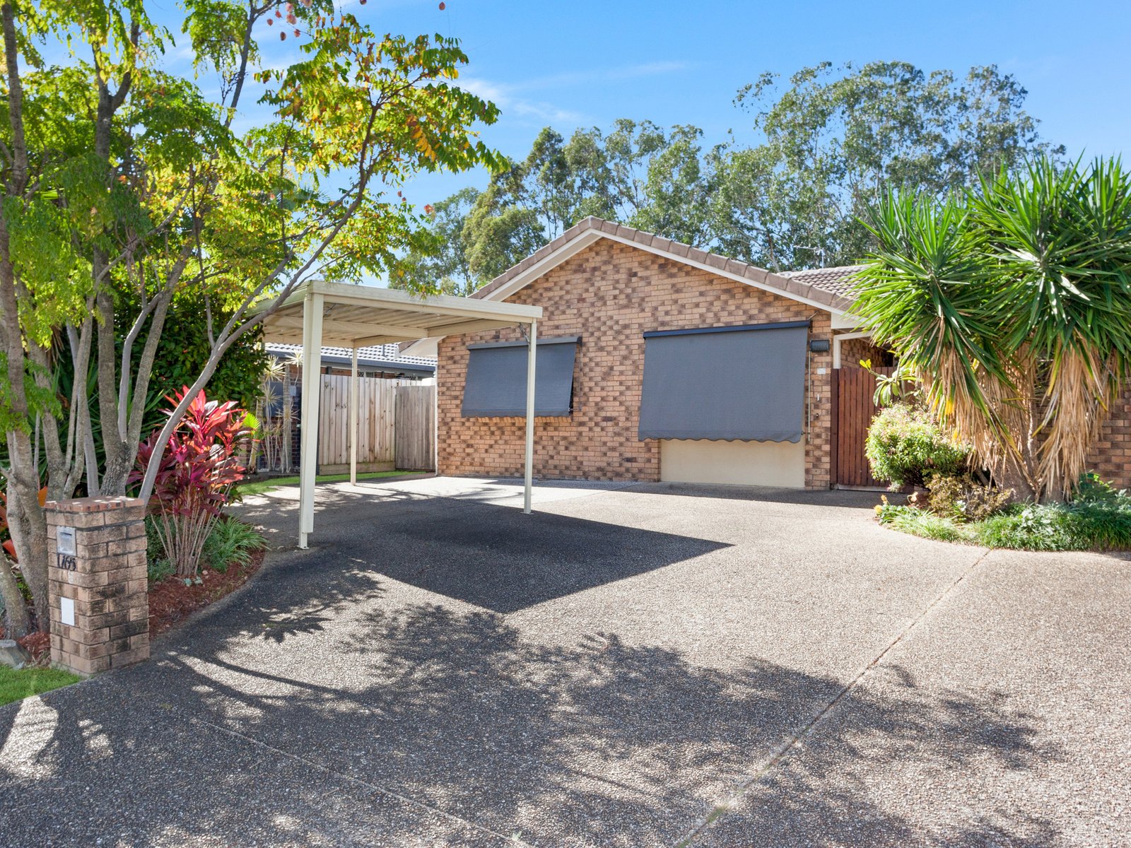 1/65 Treeview Drive BURLEIGH WATERS 9