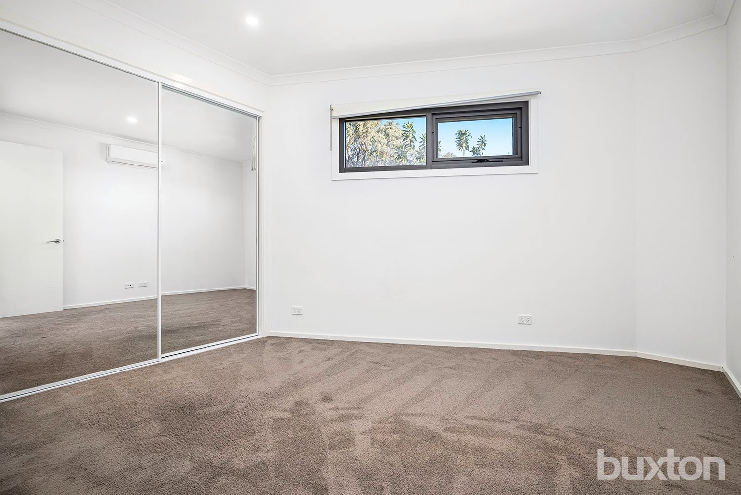 Gallery: 1650 Dandenong Road