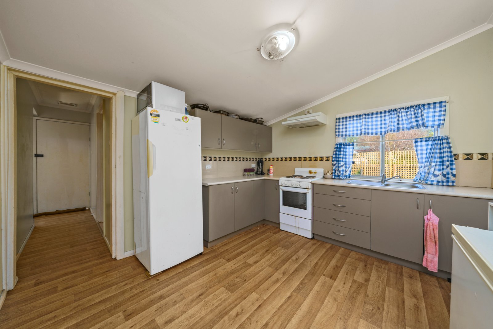1651 Gordon River Road WESTERWAY 3