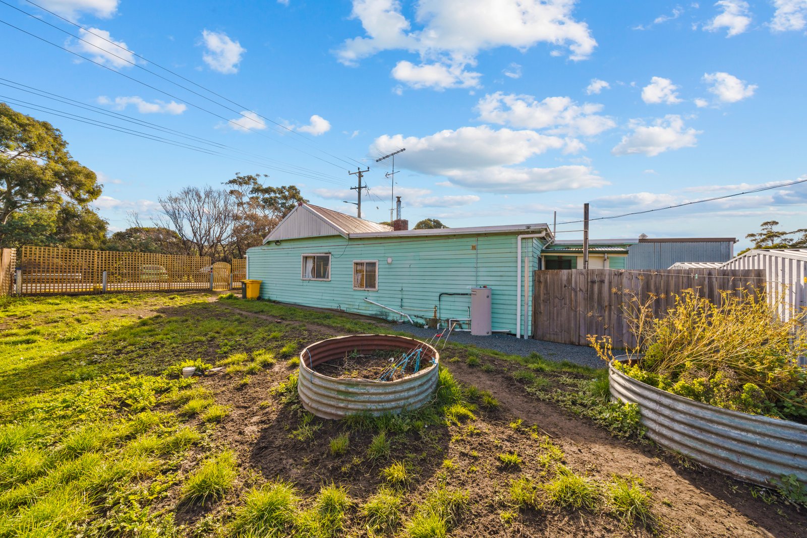 1651 Gordon River Road WESTERWAY 10