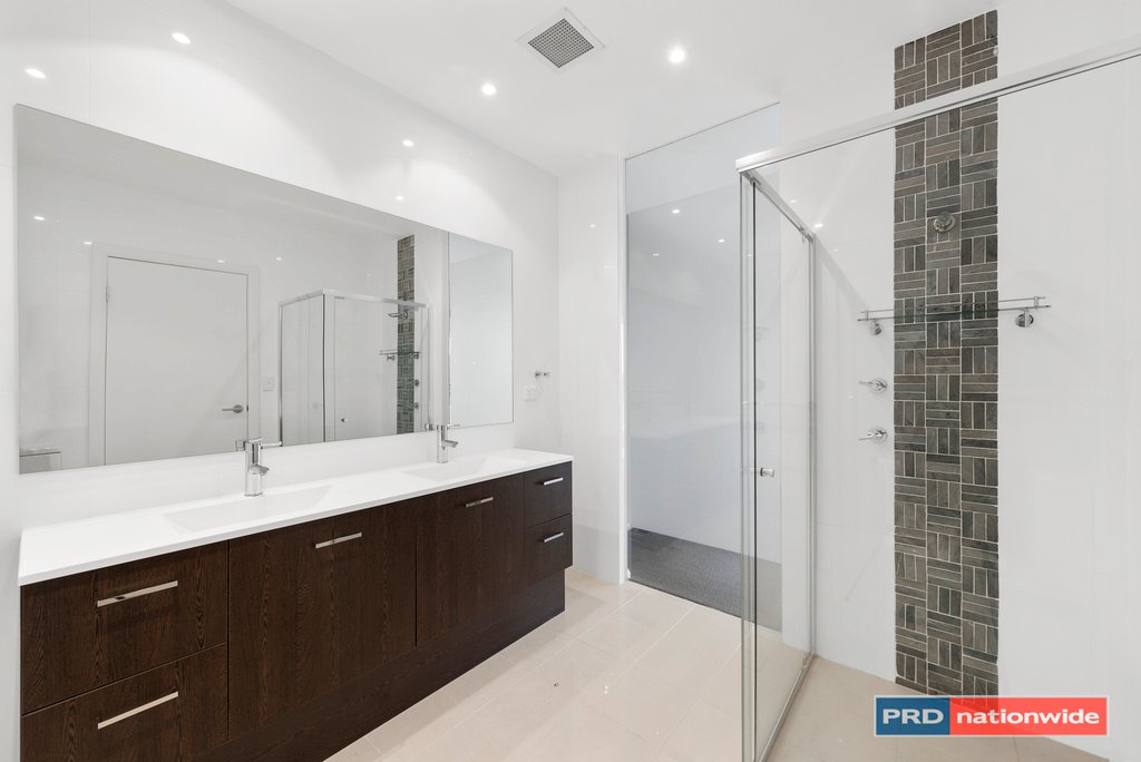 16/51 Ocean Parade COFFS HARBOUR 10