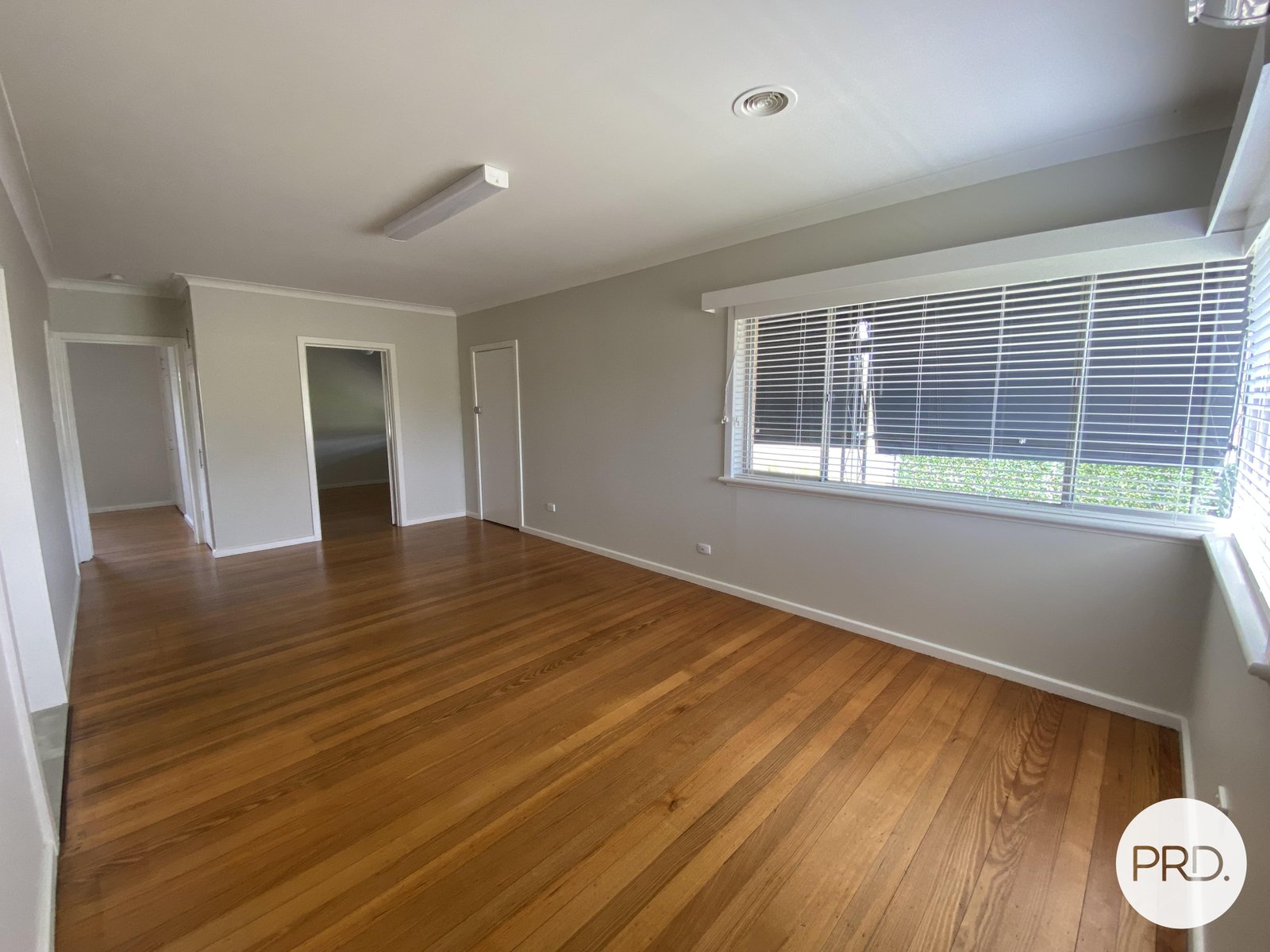 1/654 Short Street EAST ALBURY 5