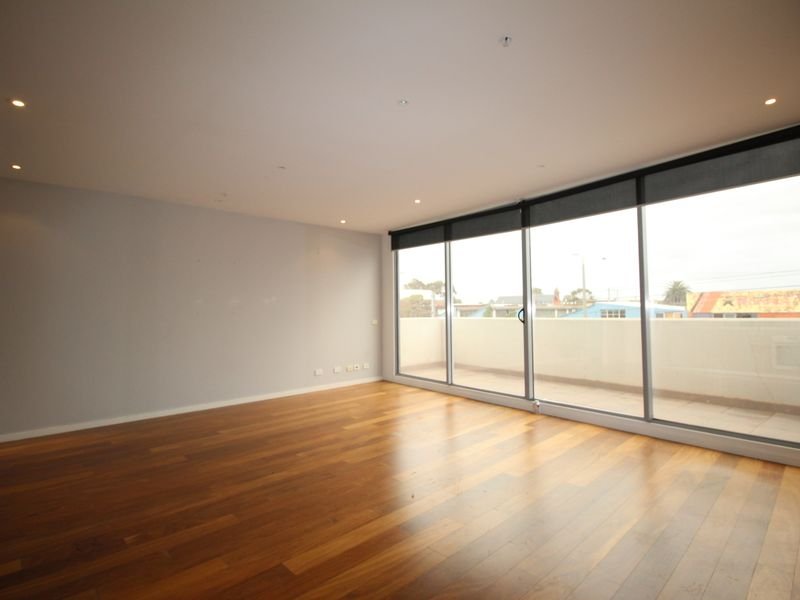 Gallery: 16/541 Main Street