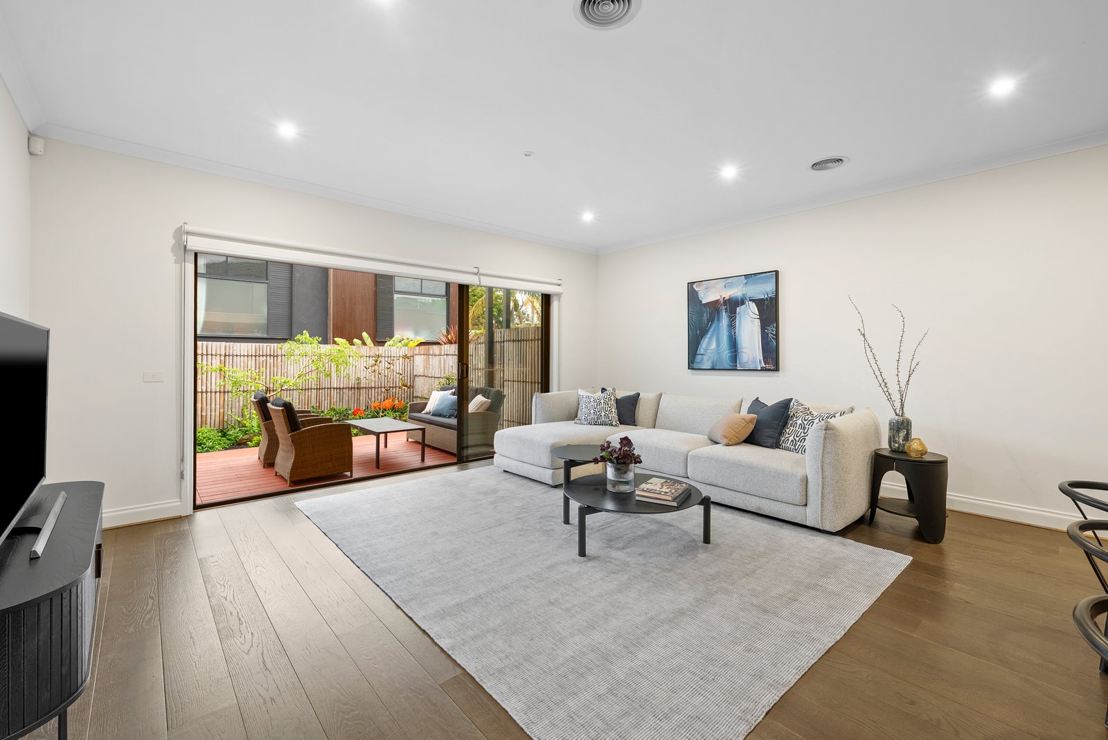 Gallery: 165A Linacre Road