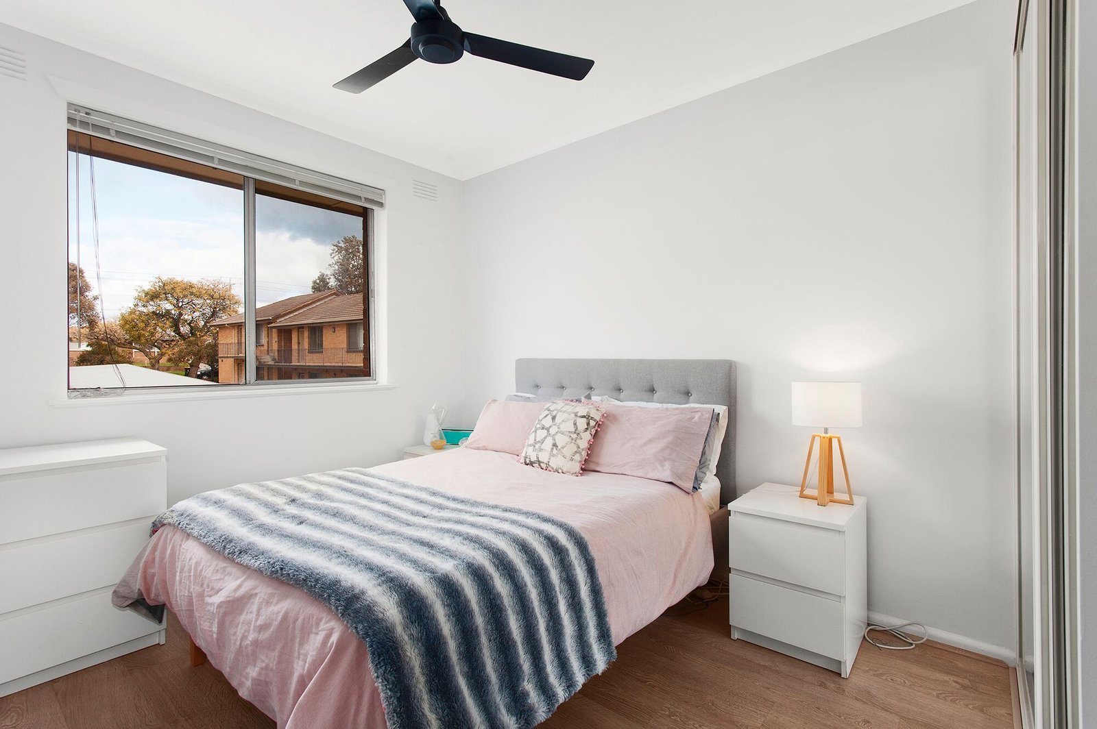 Gallery: 16/6 Anderson Court