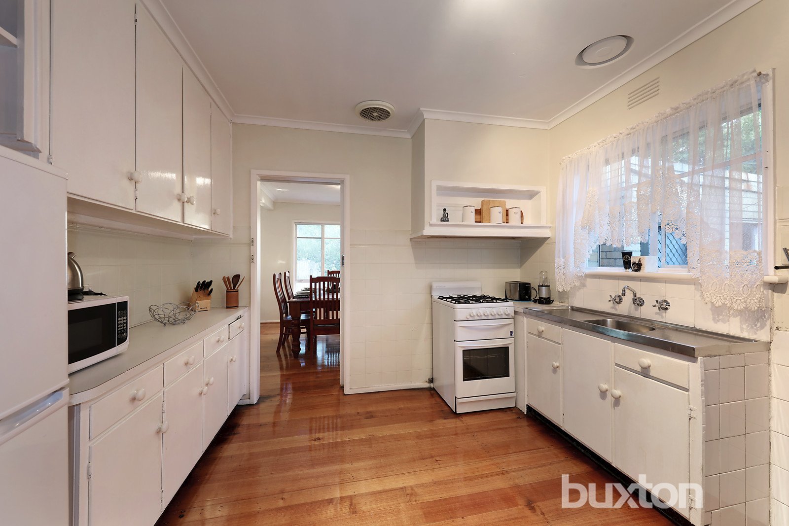 Gallery: 166 Bignell Road