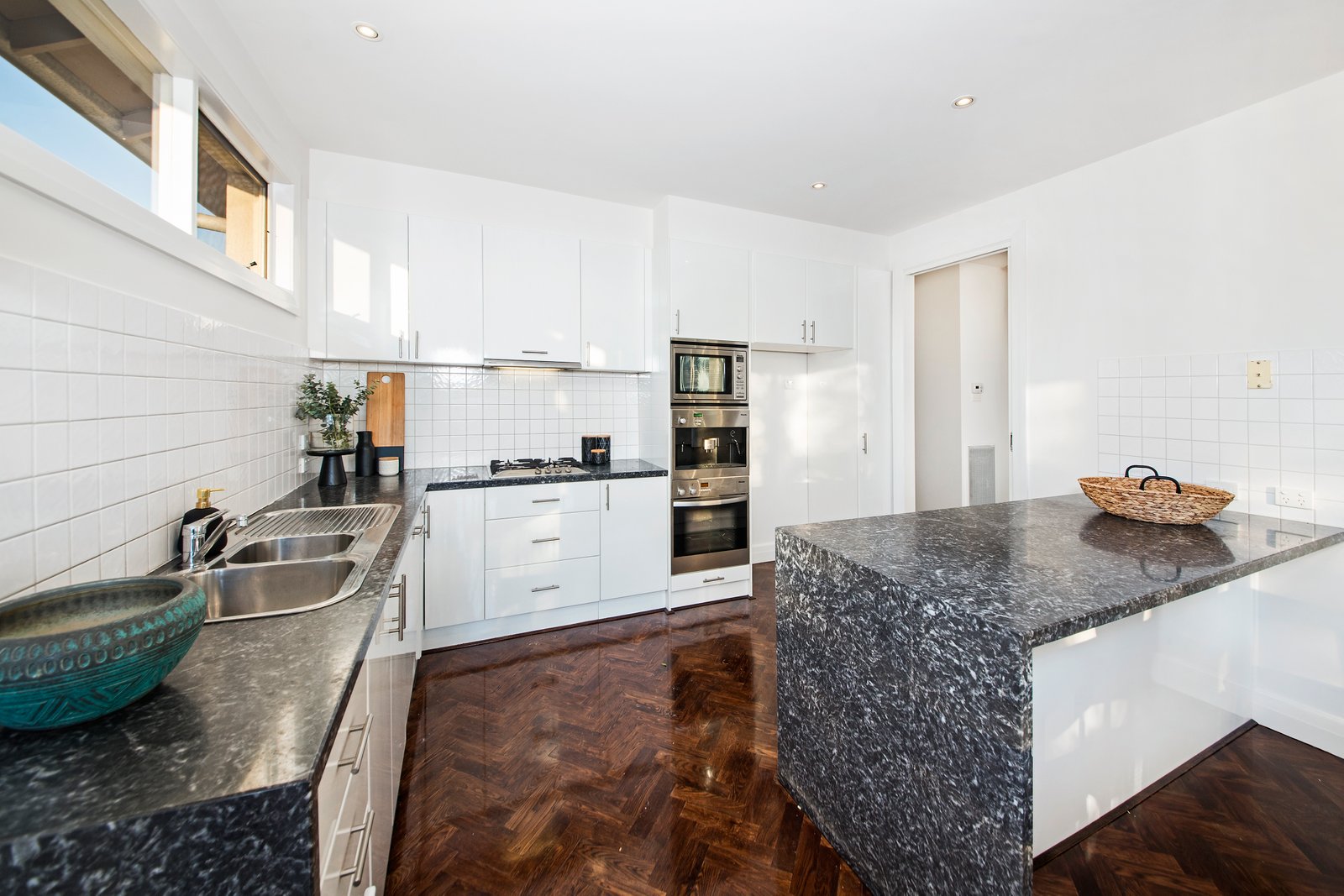 Gallery: 1/66 Bluff Road