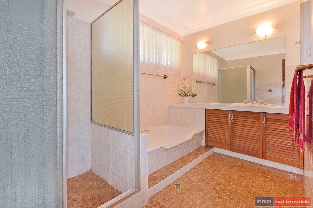 166 Camden Head Road CAMDEN HEAD 9