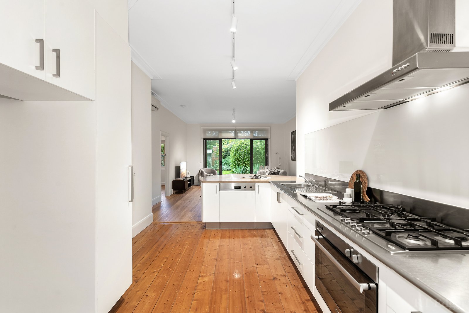 Real Estate and Property in 166 Darebin Road, Northcote, VIC