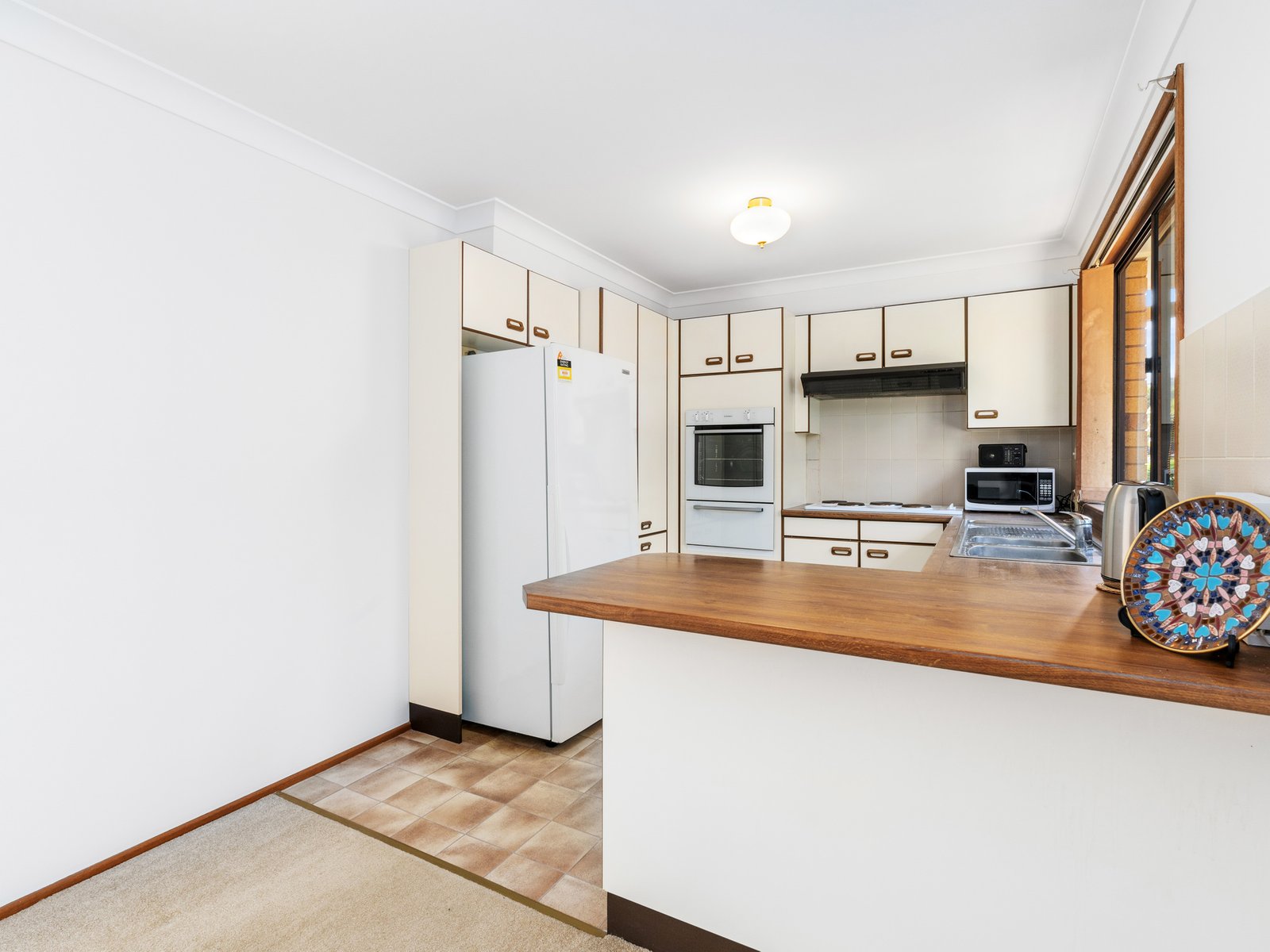 166 Darlington Drive BANORA POINT 6