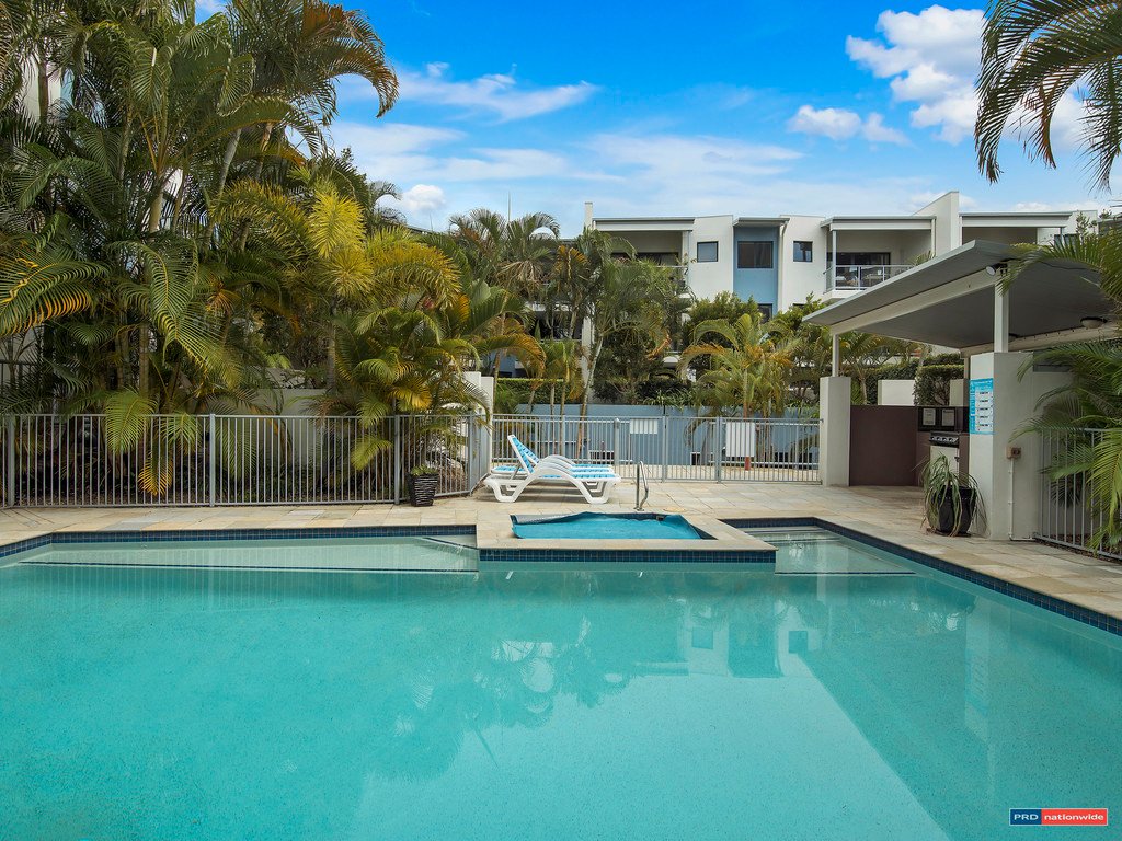 16/6 Fifth Avenue BURLEIGH HEADS 12