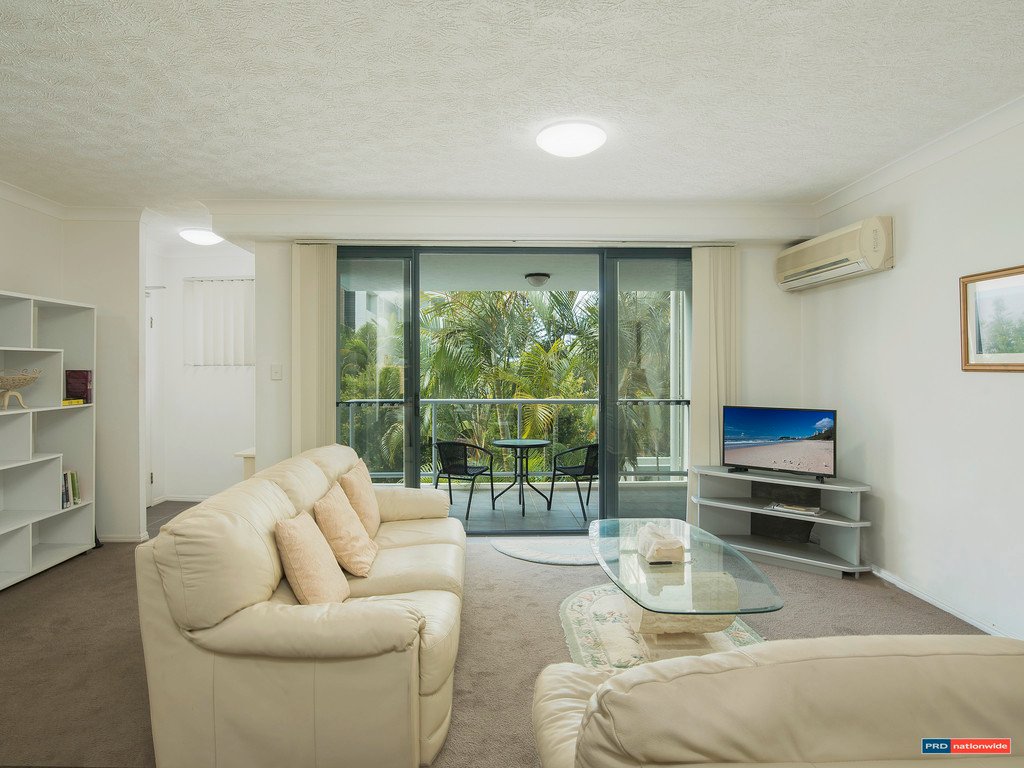 16/6 Fifth Avenue BURLEIGH HEADS 9
